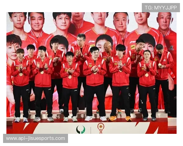 乒乓世界杯中外选手互动,文化交流成亮点 乒乓世界杯中外选手互动,文化交流成亮点